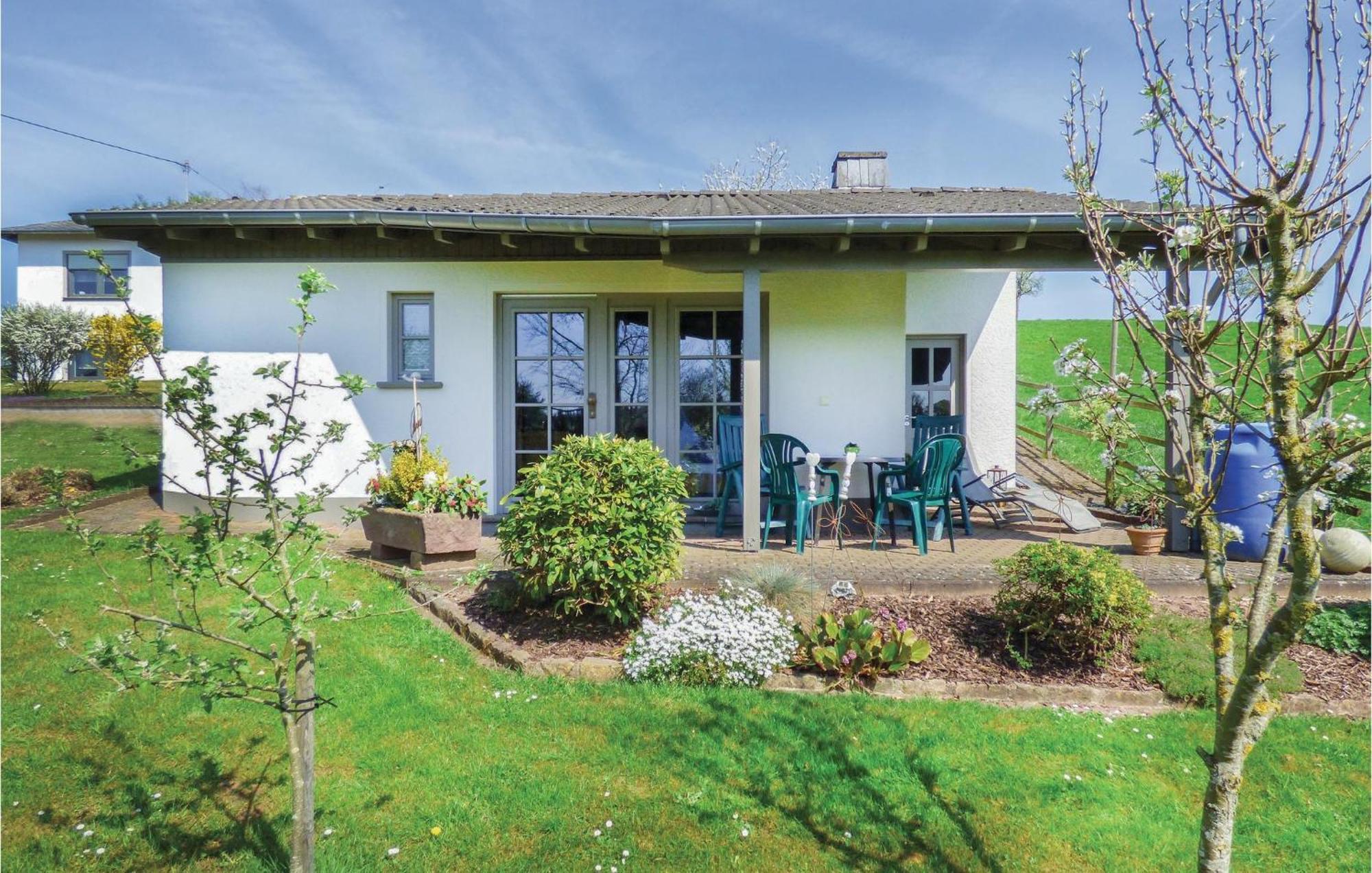 Amazing Home In Koerperich-Obersgegen With Sauna Bagian luar foto